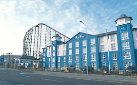 The Big Blue Hotel - Blackpool Pleasure Beach